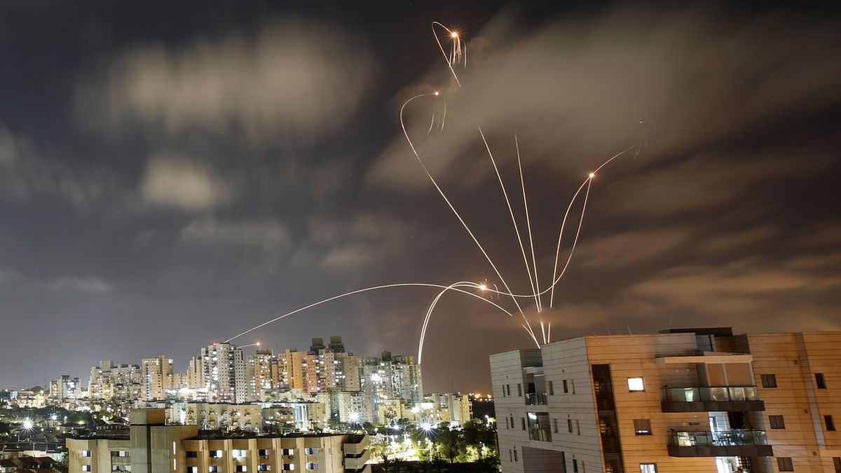 Izrael znásobí údery na Pásmo Gazy